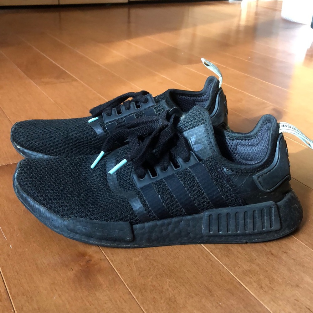 Adidas Black NMD_R1